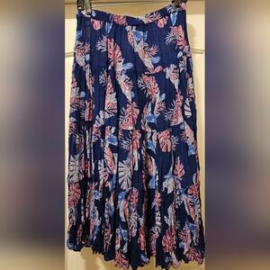 Gently used/like new Crinkle Skirt